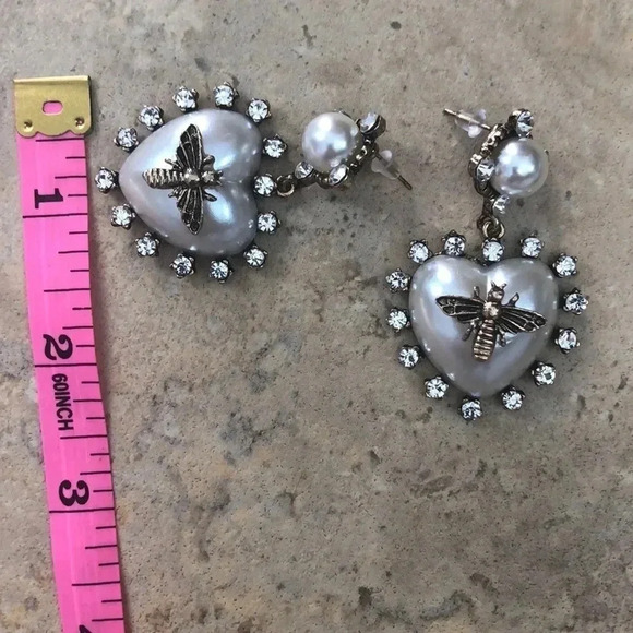 Bee Earrings - Picture 5 of 5